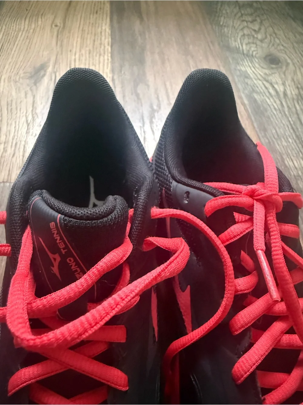 Mizuno Tennis Wave Exceed Light 2 Black and Red Men’s Size 7 shoes